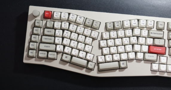 인체공학 키보드 앨리스배열 입문용키보드 키크론 V10 PRO MAX 손목보호 편하게